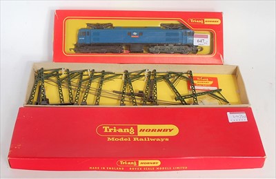 Lot 647 - Triang Hornby R351 electric blue class EM2...