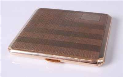 Lot 2249 - A 9ct gold engine turned pocket cigarette case,...