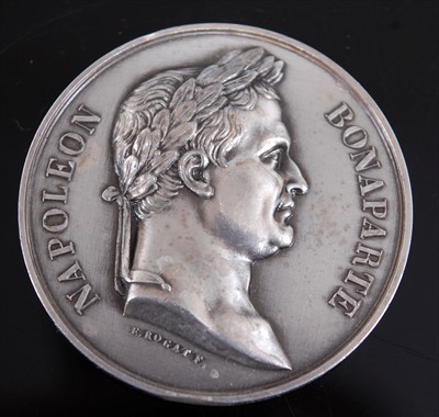 Lot 259 - A Battle of Waterloo commemorative medal by Emile Rogat