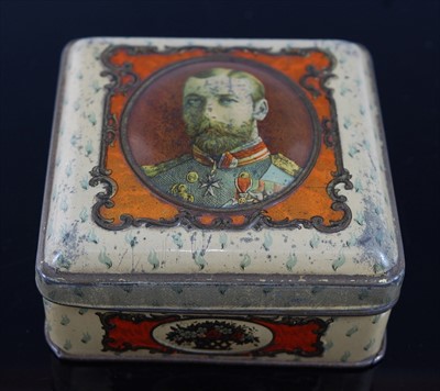 Lot 73 - A WW I Cadburys 1914 Christmas gift tin