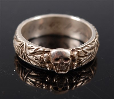 Lot 296 - A German SS Ehrenring