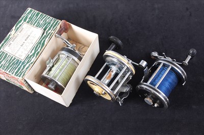 Lot 497 - A Pflueger Sea King multiplier reel