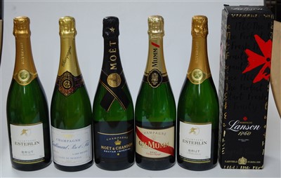 Lot 1190 - Lanson Black Label NV Brut Champagne, one...