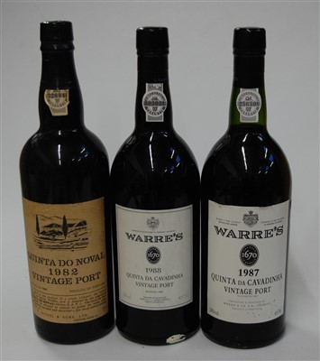 Lot 1235 - Warre's, 1987 Quinta de Cavadinha vintage port,...