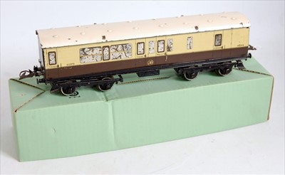 Lot 459 - Hornby 1937-41 GW No. 2 corridor coach...