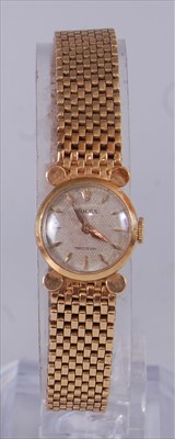Lot 2244 - A vintage lady's 18ct gold cased Rolex dress...