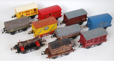 Lot 364 - 10 Hornby wagons - NE open, LMS open, lumber,...