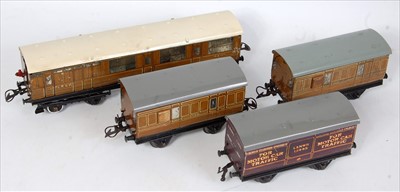 Lot 367 - 1937-41 No. 2 corridor coach NE Br/3rd fitted...