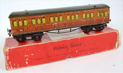 Lot 368 - 1926-39 Hornby Metropolitan coach 'C' 1st...