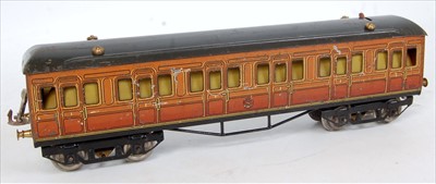 Lot 369 - 1925-39 Hornby Metropolitan coach 'E' 1st...