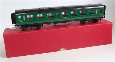 Lot 423 - A Bassett-Lowke Exley Southern green 3-car...