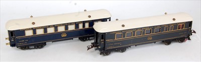 Lot 468 - Two Hornby 1926-41 Riviera blue train cars,...