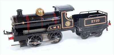 Lot 486 - 1926-8 0-4-0 clockwork loco and tender LMS...