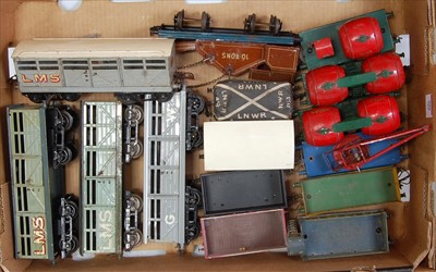 Lot 509 - Large tray containing a very mixed assortment...