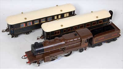 Lot 532 - Total repaint Hornby 3C clockwork Riviera blue...