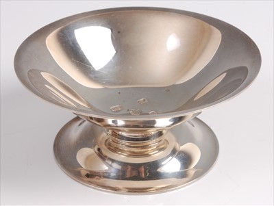 Lot 116 - A contemporary silver circular footed sugar...
