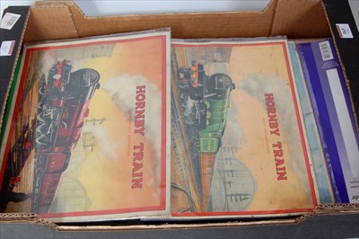 Lot 565 - Tray containing three tinplate repro...