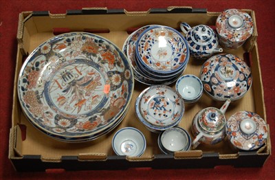 Lot 73 - A collection of principally Chinese Imari...