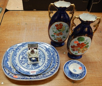 Lot 129 - A small quantity of blue and white printed...