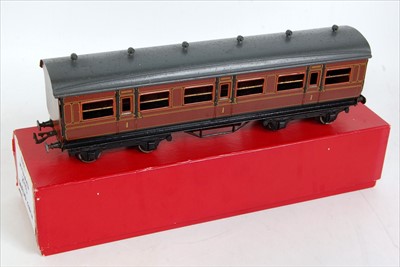 Lot 597 - Bing for Bassett-Lowke maroon MR 1921 series...