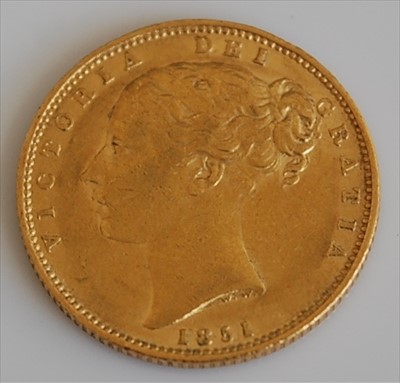 Lot 244 - Great Britain, 1851 gold full sovereign