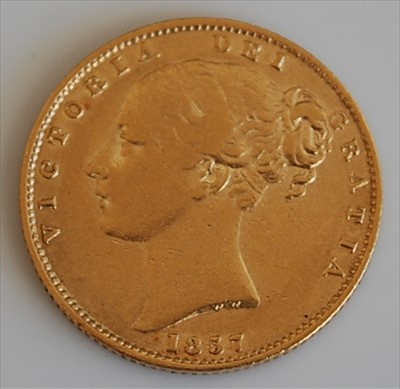Lot 250 - Great Britain, 1857 gold full sovereign