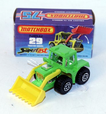 Lot 2319 - A Matchbox Superfast No. 29 tractor shovel...