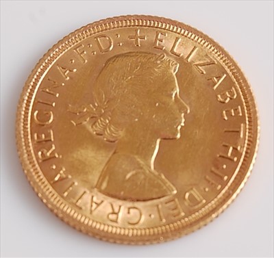Lot 366 - Great Britain, 1963 gold full sovereign