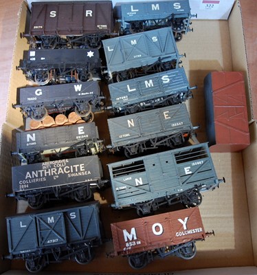 Lot 322 - Similar to previous Lot, 12 further kit built...