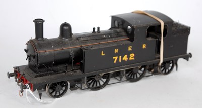 Lot 316 - A brass/whitemetal kit built 2-4-2 tank engine,...