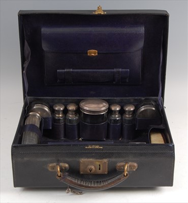 Lot 178 - An early 20th century French leather...