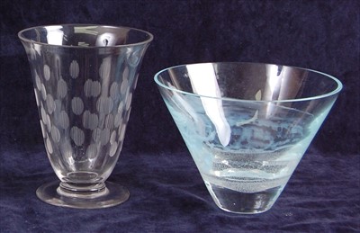 Lot 80 - A 1960s French clear glass vase by Sèvres, of...