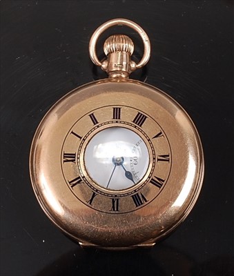 Lot 2153 - A gents 9ct yellow gold half hunter keyless...