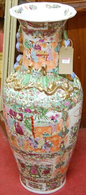Lot 1111 - A modern Chinese floral enamel and gilt...