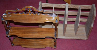 Lot 1181 - A 19th century mahogany serpentine shaped...