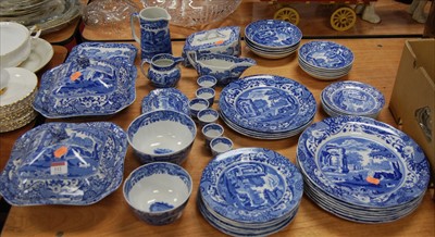Lot 112 - A collection of Spode Italian transfer printed...
