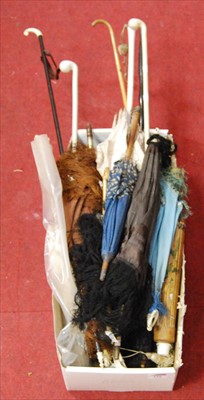 Lot 116 - A collection of 19th century and later ladies...