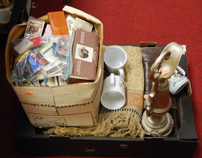 Lot 130 - A collection of miscellaneous items, to...