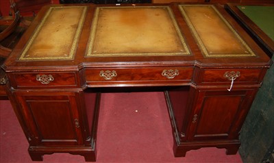 Lot 1215 - A Georgian style mahogany twin pedestal...
