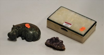 Lot 157 - An early 20th century onyx and malachite table...