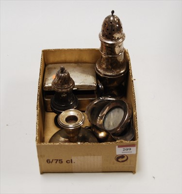 Lot 209 - A collection of miscellaneous silverware, to...