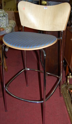 Lot 1313 - A pair of contemporary Sedus plywood pad seat...
