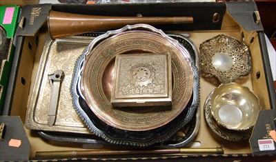 Lot 221 - A box of miscellaneous metalware, to include a...