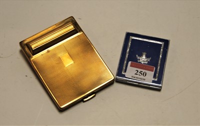 Lot 250 - A ladies brass cased The Duplique powder...