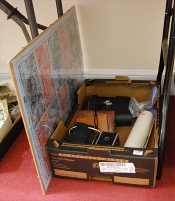 Lot 468 - One box containing a quantity of mixed...