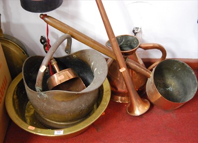 Lot 500 - A quantity of mixed metalware, to include...
