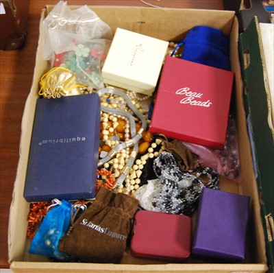 Lot 381 - A collection of costume jewellery, to include...
