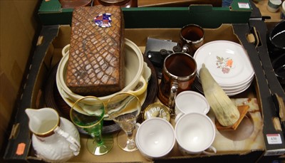 Lot 430 - A box containing a quantity of mixed glassware...