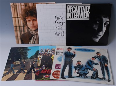 Lot 563 - A collection of Beatles LP's to include