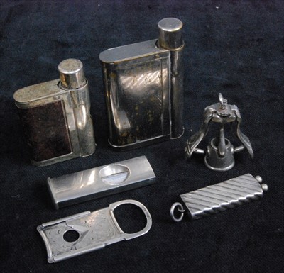 Lot 333 - An early 20th century silver pocket guillotine...